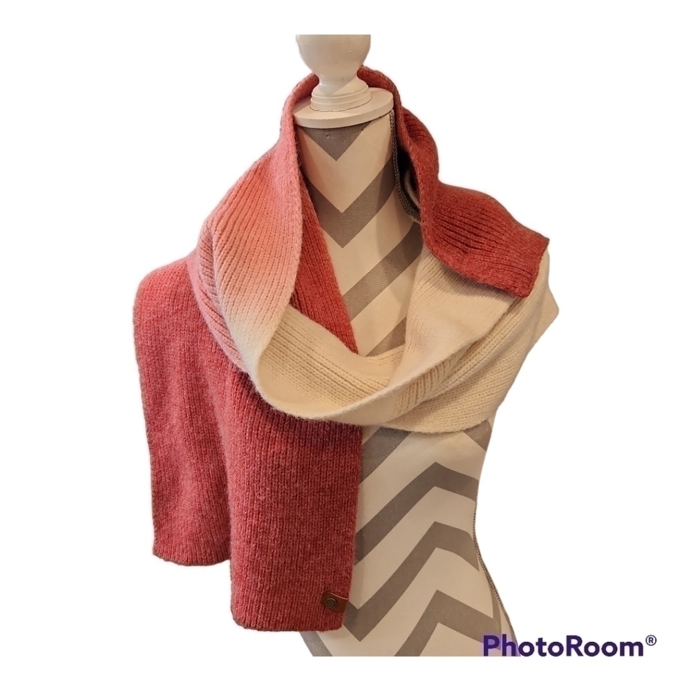 Frye & Co Ombre Knit Scarf